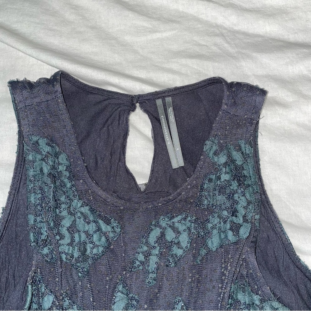 Anthropologie SMALL Neomia Applique Lace Tunic Top blue beaded - Picture 8 of 9